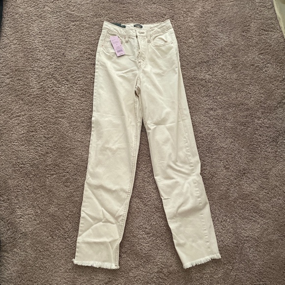 NWT - Wild fable high rise straight leg jean size 0/32 inch inseam - Picture 1 of 2